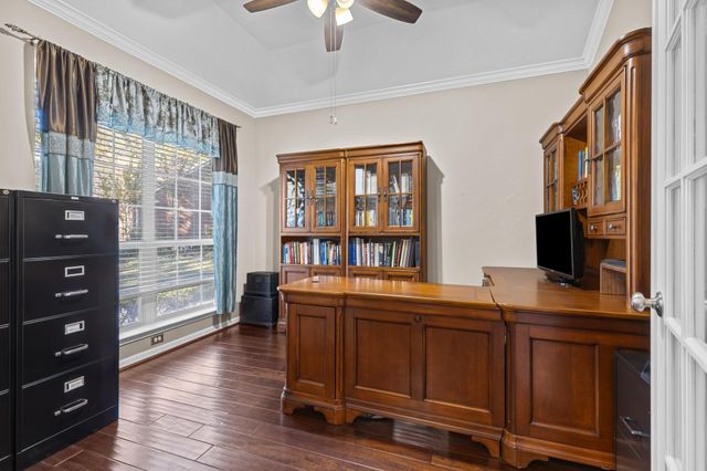 3 Belcarra Place, The Woodlands, TX 77382