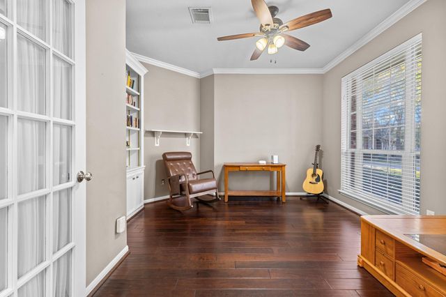 3 Belcarra Place, The Woodlands, TX 77382