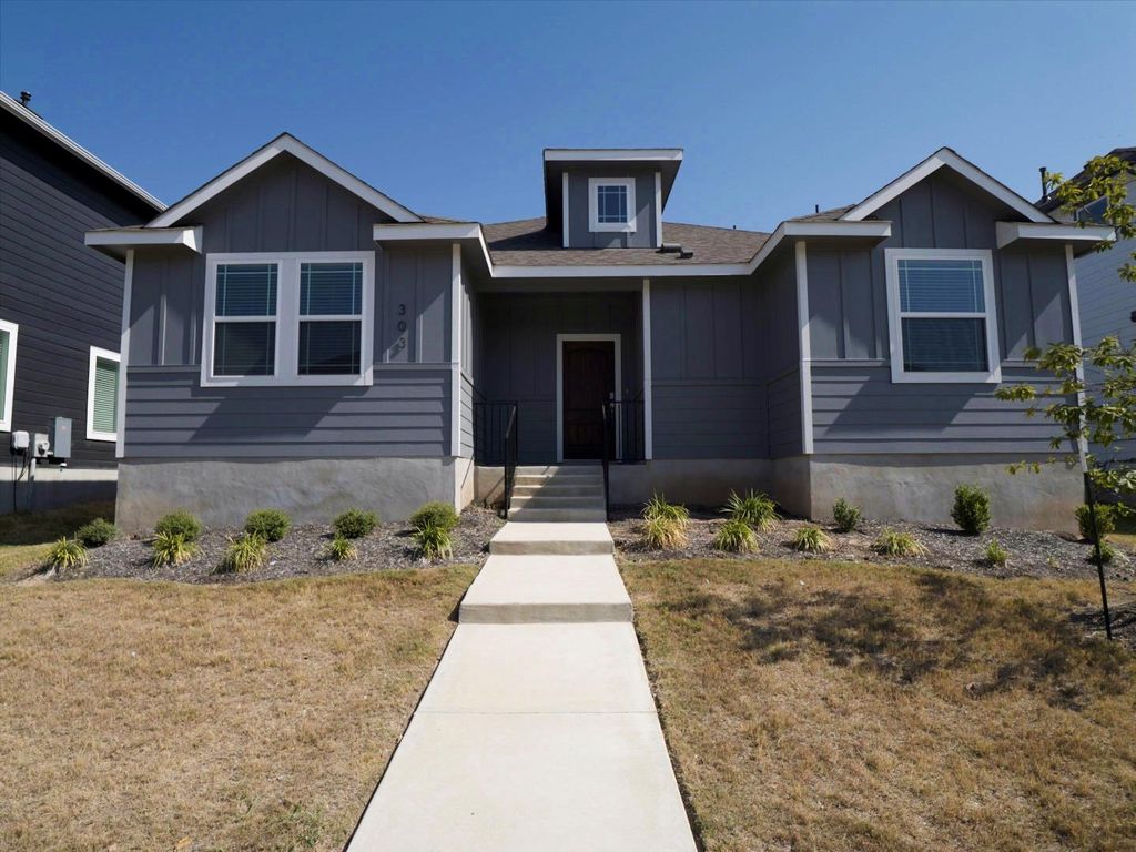 303 Ashby DR, Hutto, TX 78634
