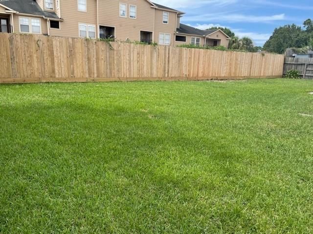 318 Old Spring Lane, Houston, TX 77015