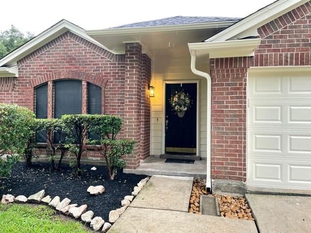318 Old Spring Lane, Houston, TX 77015