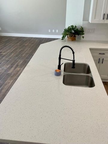 318 Old Spring Lane, Houston, TX 77015