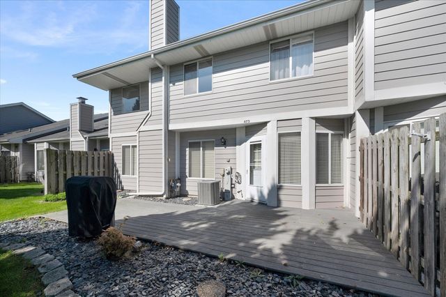 475 Sarah Court, Wood Dale, IL 60191