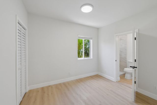 2943 NW 13th Street, Fort Lauderdale, FL 33311
