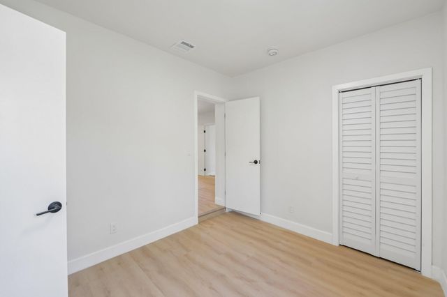 2943 NW 13th Street, Fort Lauderdale, FL 33311