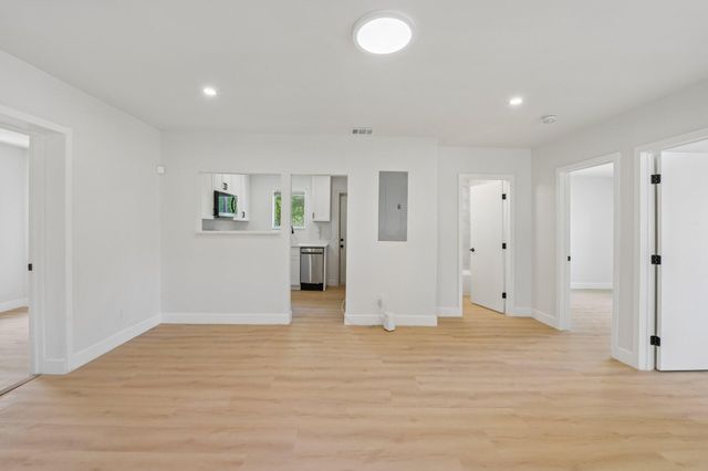 2943 NW 13th Street, Fort Lauderdale, FL 33311