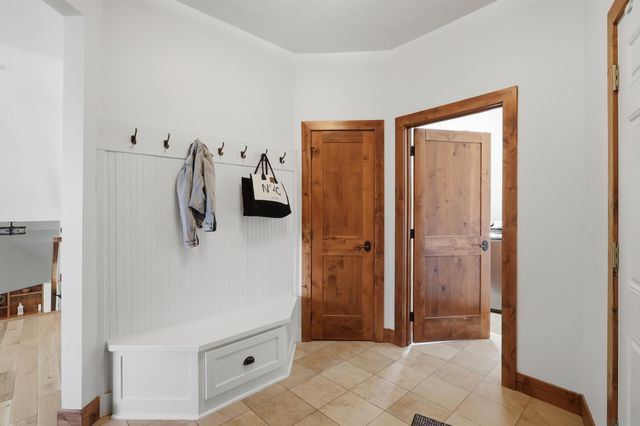 4435 Bluebell Trail S, Medina, MN 55340