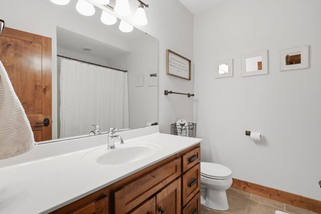 4435 Bluebell Trail S, Medina, MN 55340