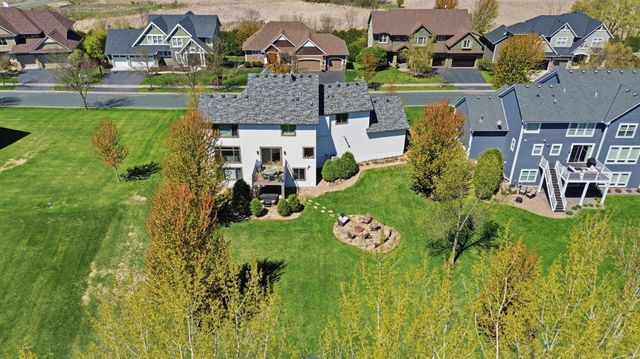 4435 Bluebell Trail S, Medina, MN 55340