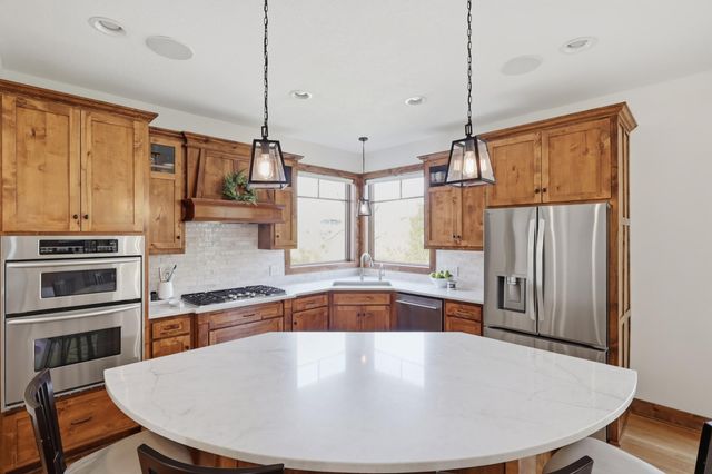 4435 Bluebell Trail S, Medina, MN 55340