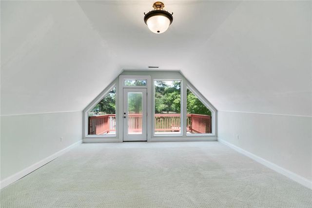 110 Pond View Point, Lagrange, GA 30240