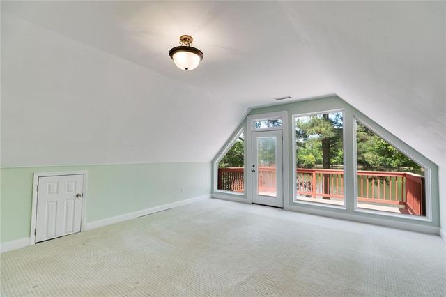 110 Pond View Point, Lagrange, GA 30240