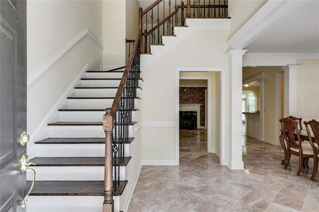 110 Pond View Point, Lagrange, GA 30240