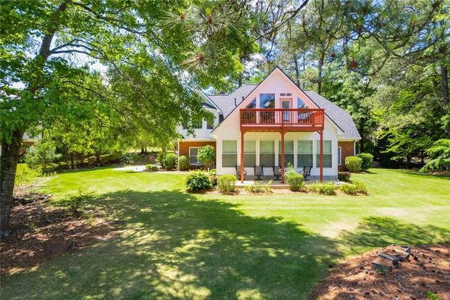 110 Pond View Point, Lagrange, GA 30240