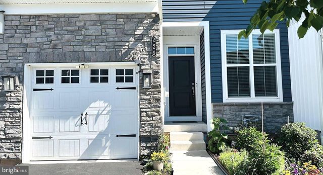 229 WYNSTONE CT, Colmar, PA 18915