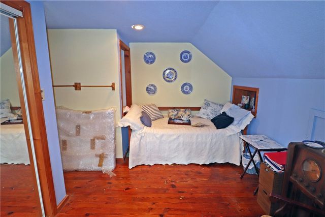 437 Cedar St, Jeannette, PA 15644