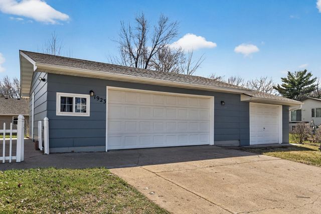 1923 Vale Avenue NW, Elk River, MN 55330