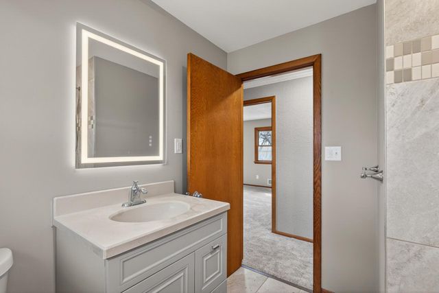 1923 Vale Avenue NW, Elk River, MN 55330