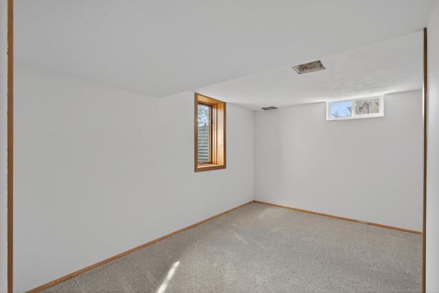 1923 Vale Avenue NW, Elk River, MN 55330