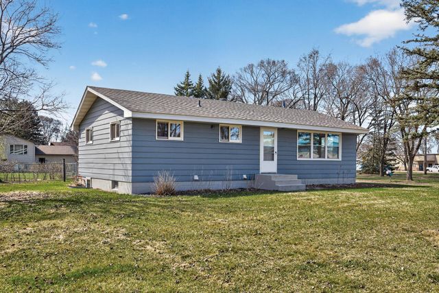1923 Vale Avenue NW, Elk River, MN 55330