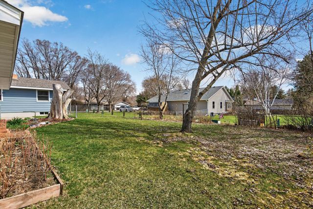 1923 Vale Avenue NW, Elk River, MN 55330
