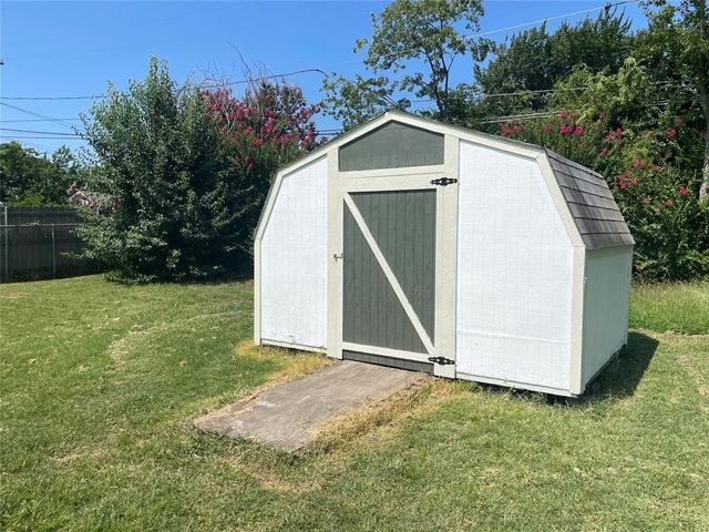 1816 N Bell Avenue, Shawnee, OK 74804