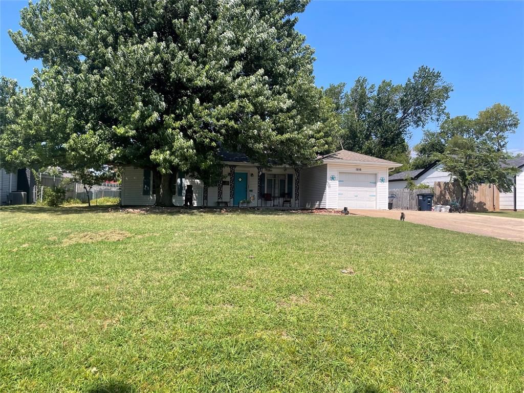 1816 N Bell Avenue, Shawnee, OK 74804