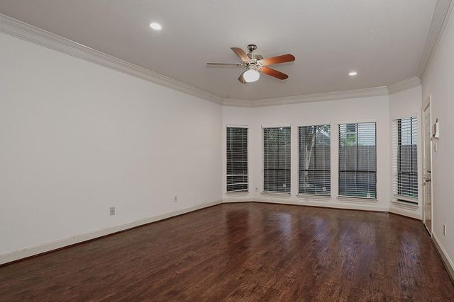 1111 Fleetwood Place Drive, Houston, TX 77079