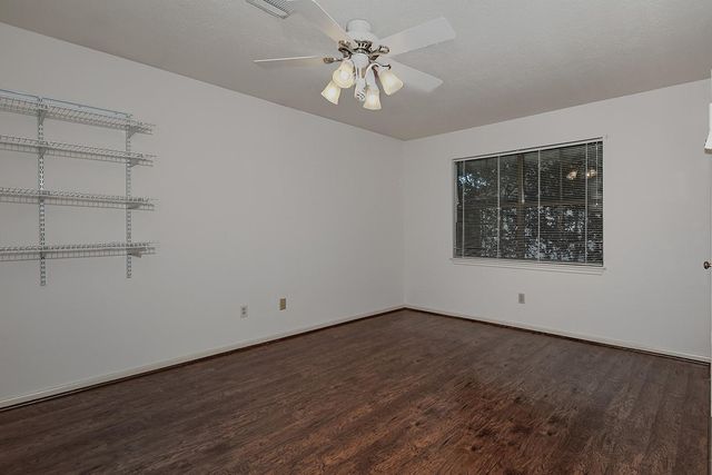 1111 Fleetwood Place Drive, Houston, TX 77079