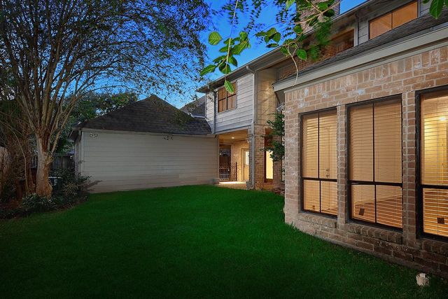 1111 Fleetwood Place Drive, Houston, TX 77079