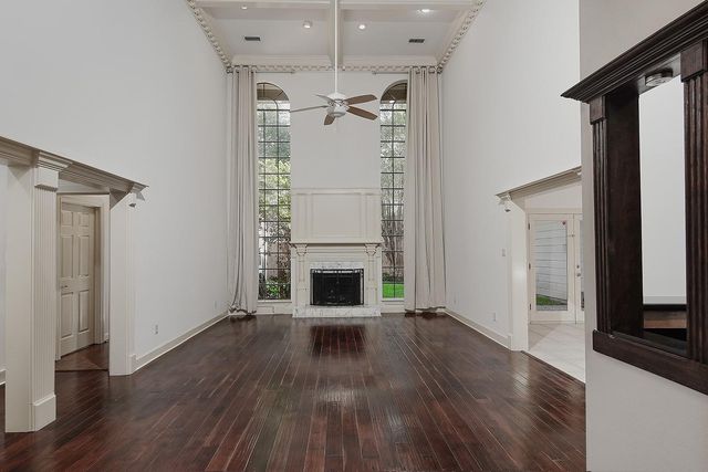 1111 Fleetwood Place Drive, Houston, TX 77079