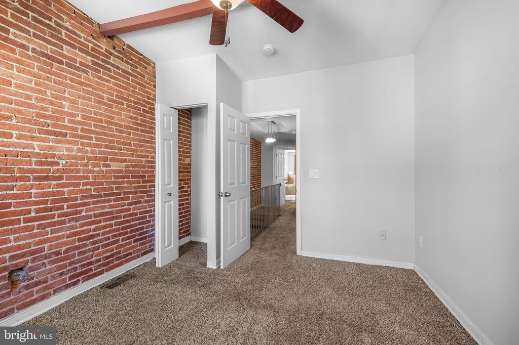 Image 20 of property listing at 511 S BRADFORD ST S, Baltimore, MD 21224