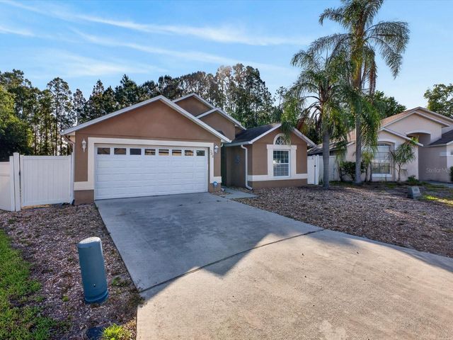 344 LAKE SHORE PARKWAY, Davenport, FL 33896