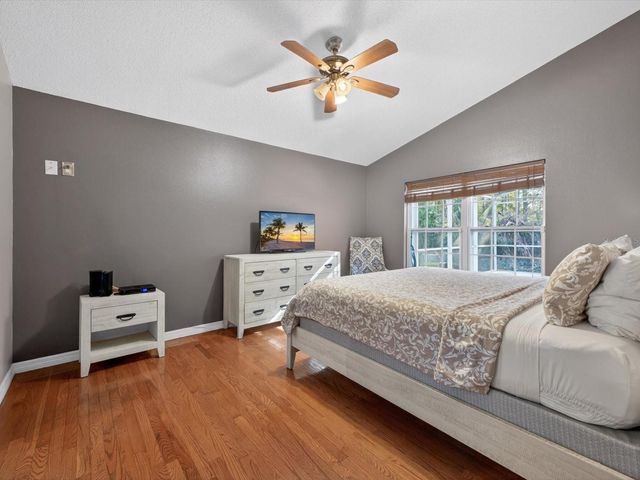 344 LAKE SHORE PARKWAY, Davenport, FL 33896