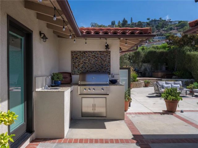 436 Via Media, Palos Verdes Estates, CA 90274