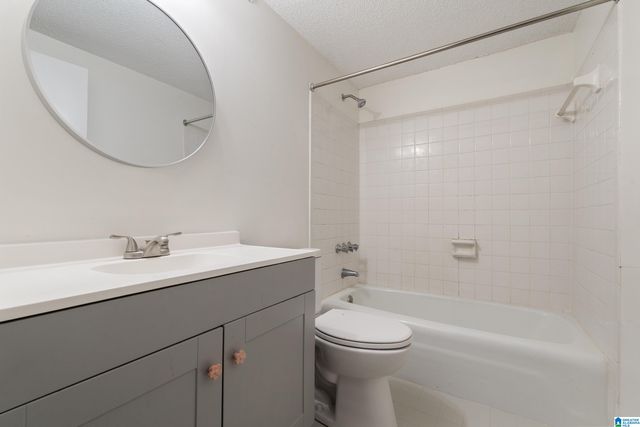 2409 Arlington Cres Apt D, Birmingham, AL 35205