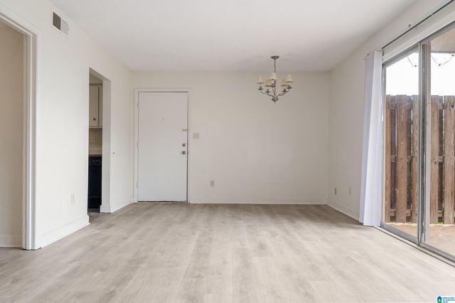 2409 Arlington Cres Apt D, Birmingham, AL 35205