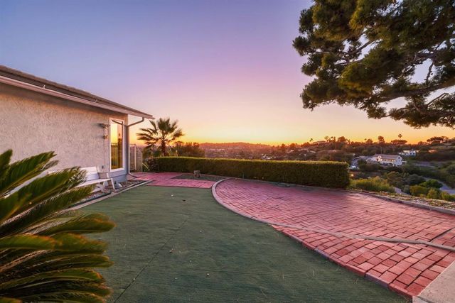 9515 Bonnie Lynn Way, La Mesa, CA 91941