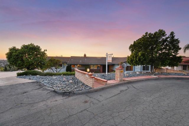 9515 Bonnie Lynn Way, La Mesa, CA 91941