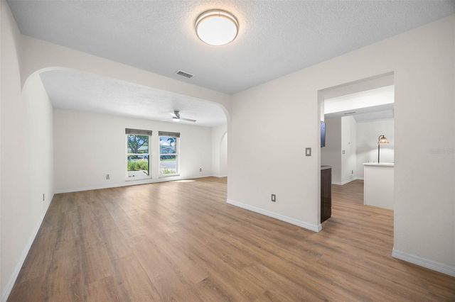 12481 REGENCY AVENUE, Seminole, FL 33772