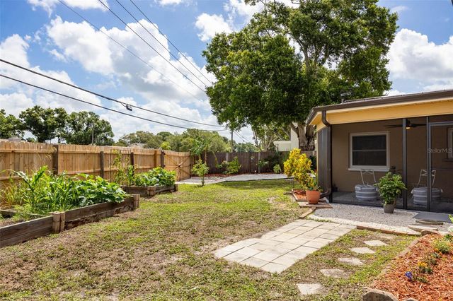 12481 REGENCY AVENUE, Seminole, FL 33772