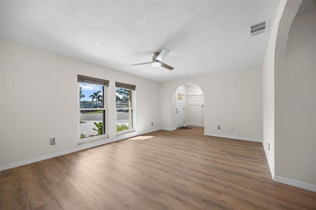 12481 REGENCY AVENUE, Seminole, FL 33772