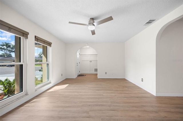12481 REGENCY AVENUE, Seminole, FL 33772
