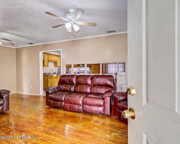 485 LOGAN Avenue, Orange Park, FL 32065