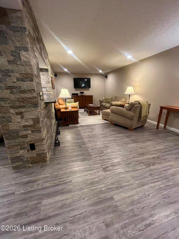 104 Antler Ct, Elizabethtown, KY 42701