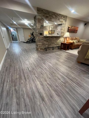 104 Antler Ct, Elizabethtown, KY 42701