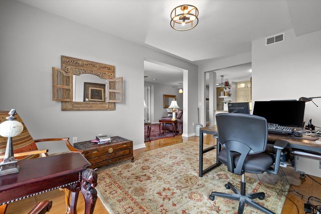 200 Manufacturers Rd Apt 203, Chattanooga, TN 37405