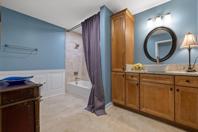 200 Manufacturers Rd Apt 203, Chattanooga, TN 37405