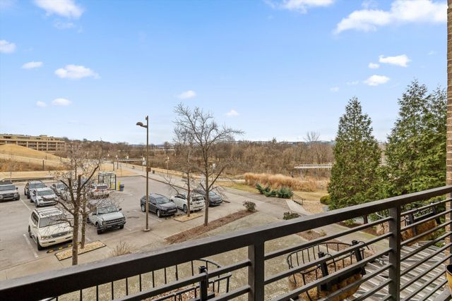200 Manufacturers Rd Apt 203, Chattanooga, TN 37405