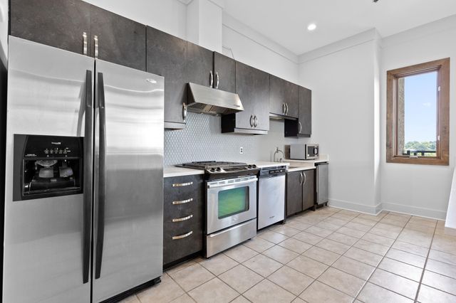 200 Manufacturers Rd Apt 203, Chattanooga, TN 37405